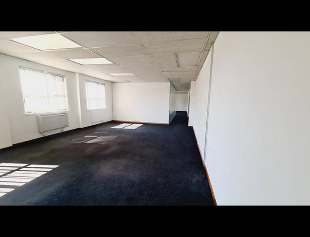 BUSINESS PROPERTY TO RENT IN MENLYN